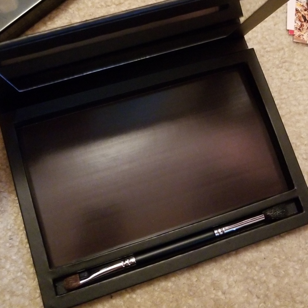 Beautyjunkees Empty makeup palette